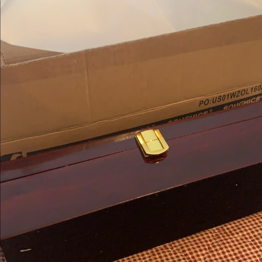 Watch Box - Picture 3 of 3